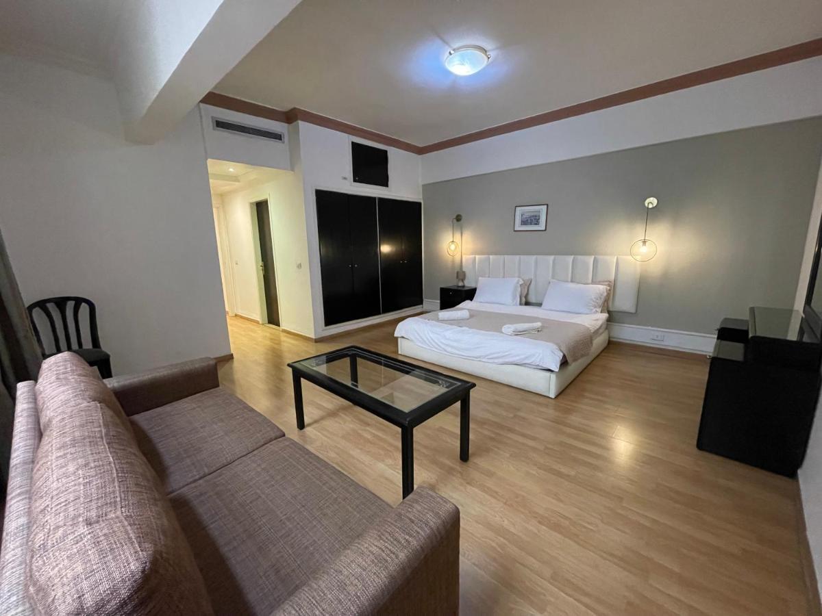 Elegant Suites Beirut Esterno foto