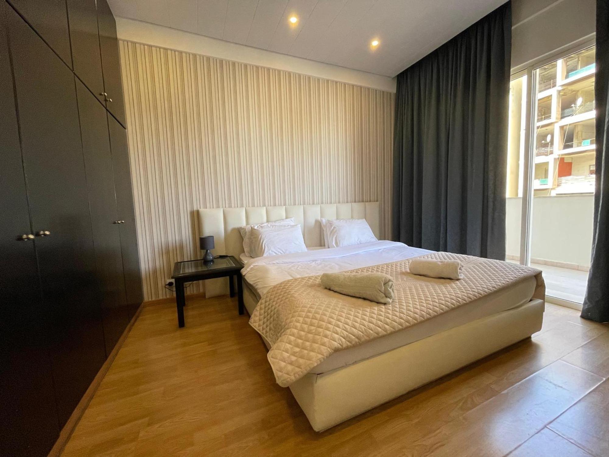Elegant Suites Beirut Esterno foto