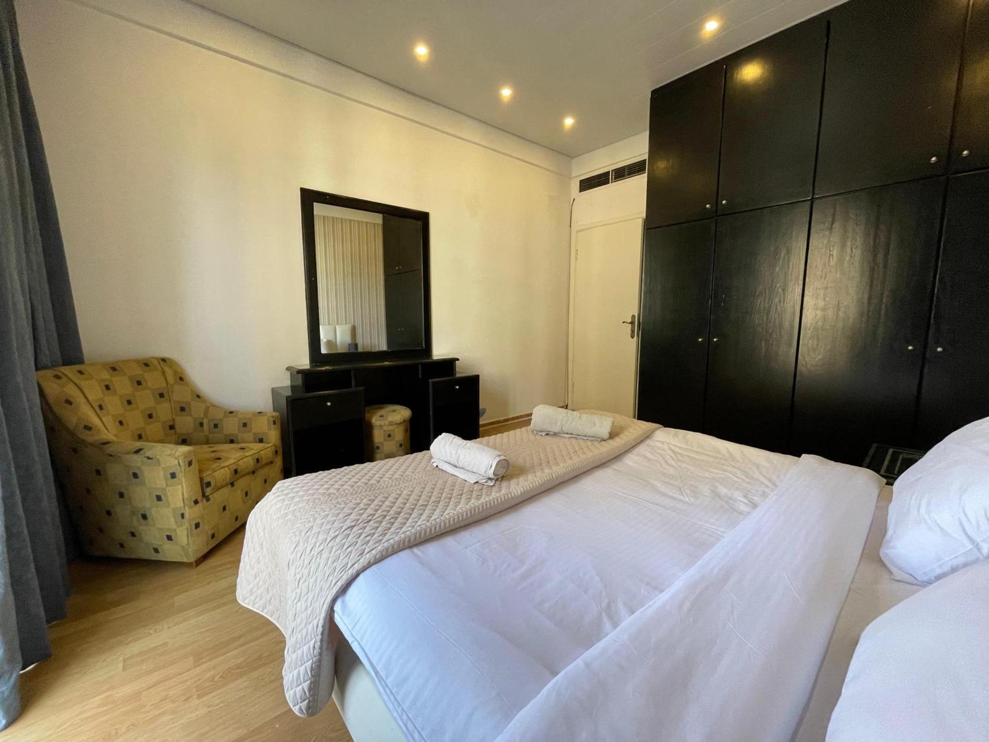 Elegant Suites Beirut Esterno foto
