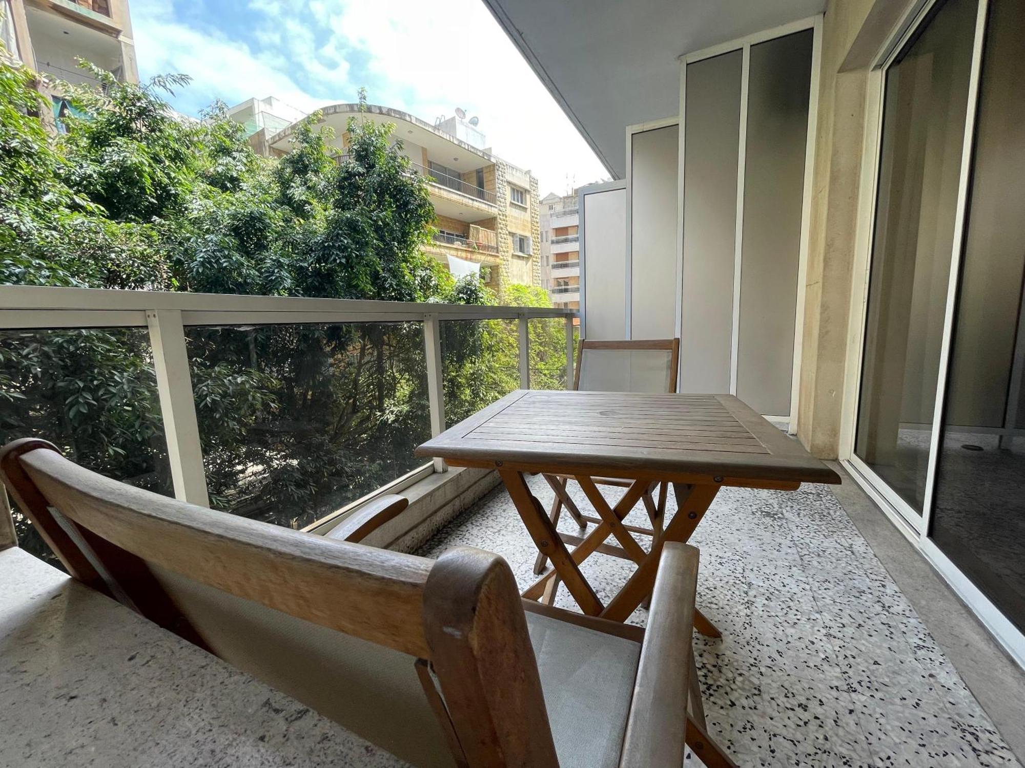 Elegant Suites Beirut Esterno foto