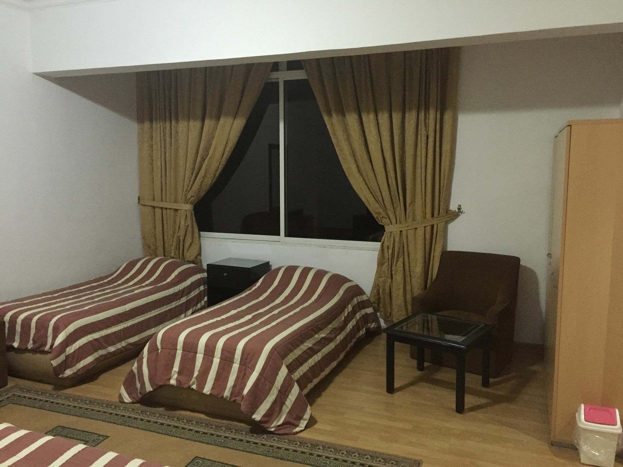 Elegant Suites Beirut Esterno foto